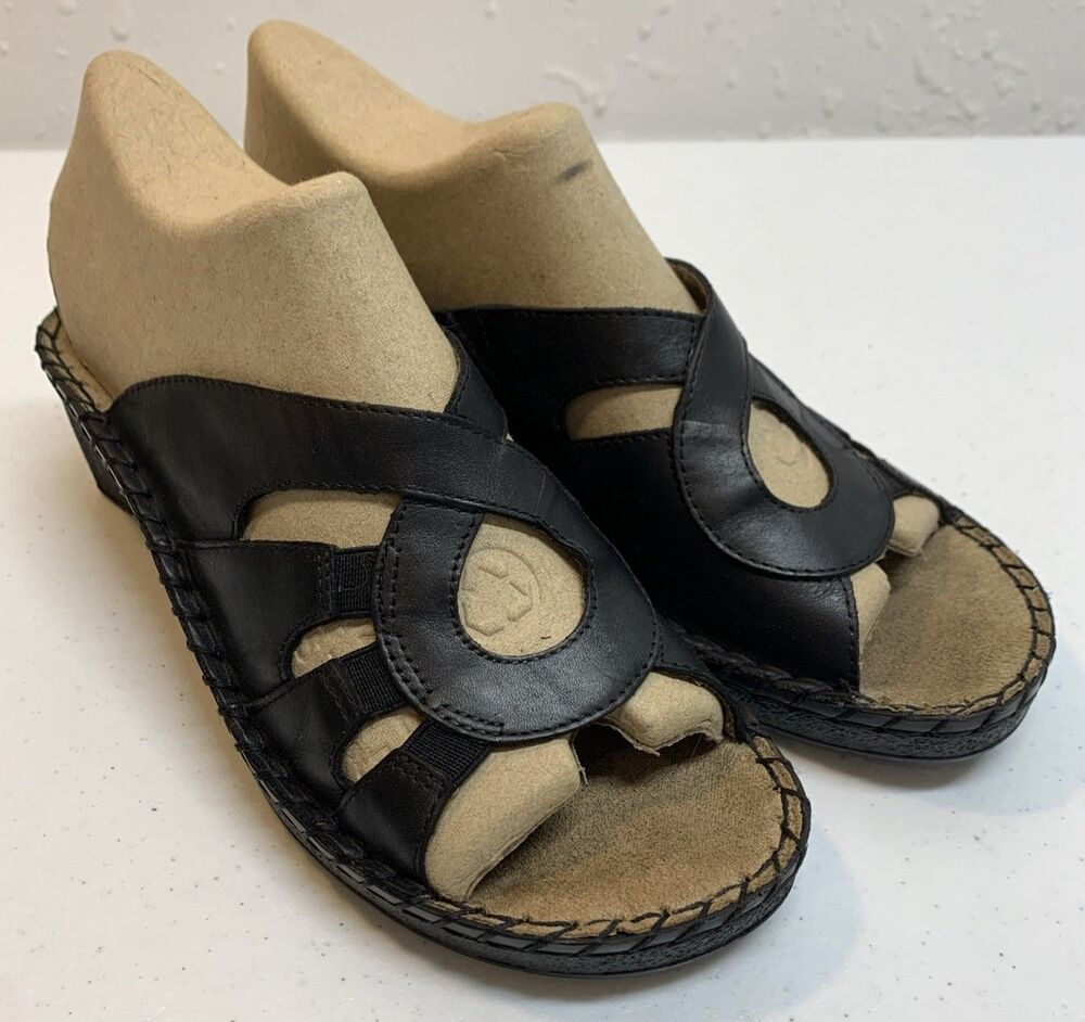 Duck Head Sandals Womens 7 M Angie Black Leather Wedge Open Toe Cut Out Detail